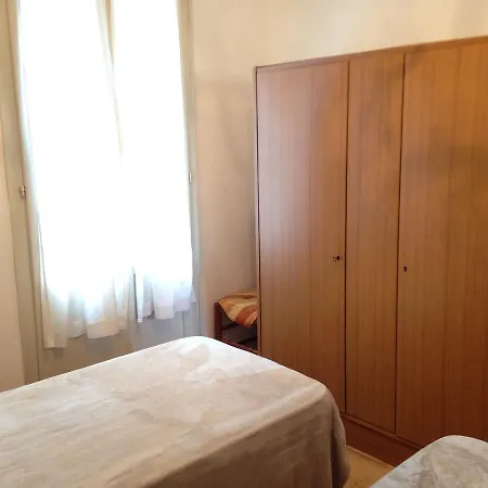 Ferienhaus Web 45 *